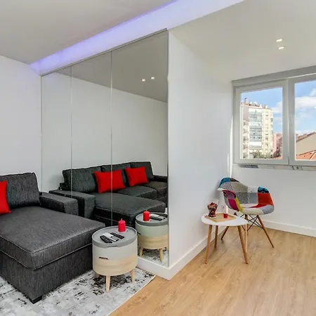 Appartement One-bedroom Largo Do Leão Lissabon