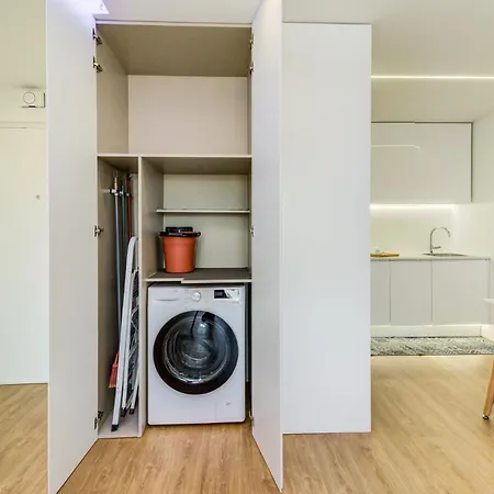 One-bedroom Largo Do Leão Appartement