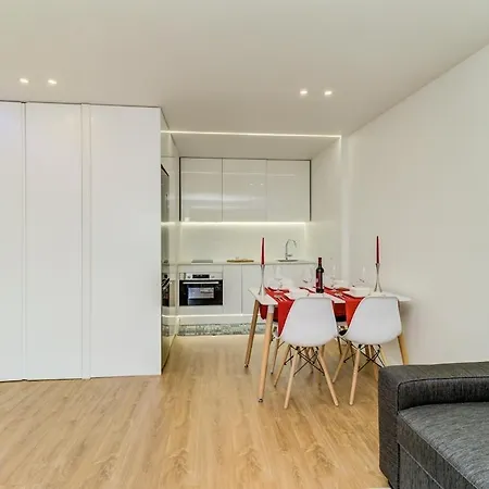 One-bedroom Largo Do Leão Appartement Lissabon